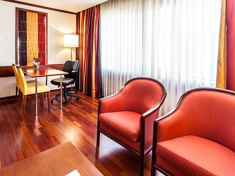 Hotel Photo 6