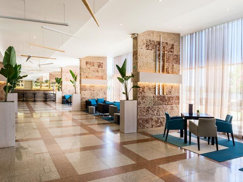 Hotel Photo 5