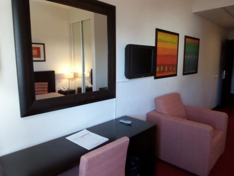 Hotel Photo 5