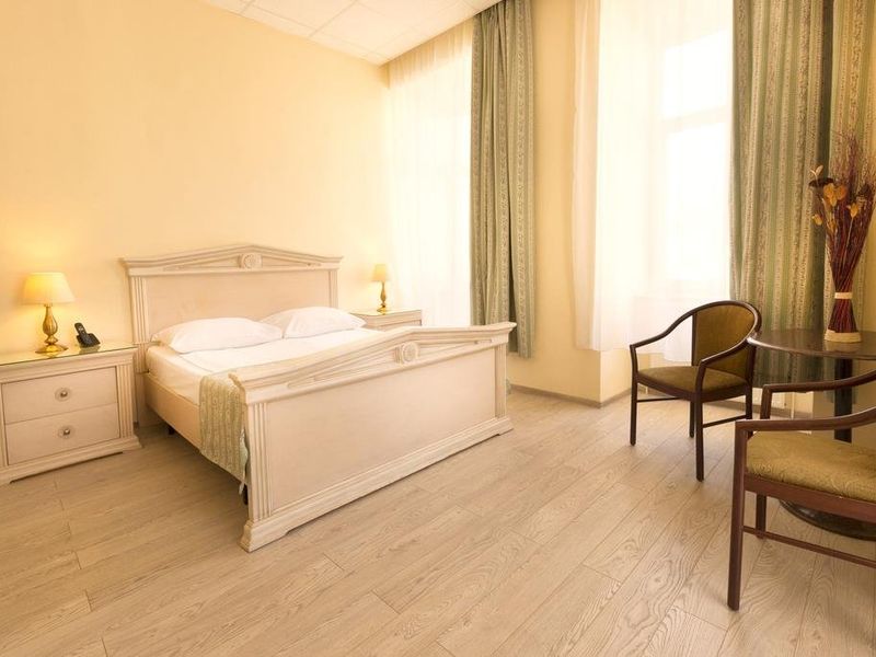 Hotel Photo 5