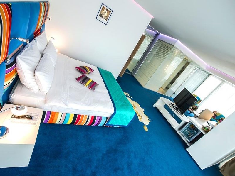 Hotel Photo 8