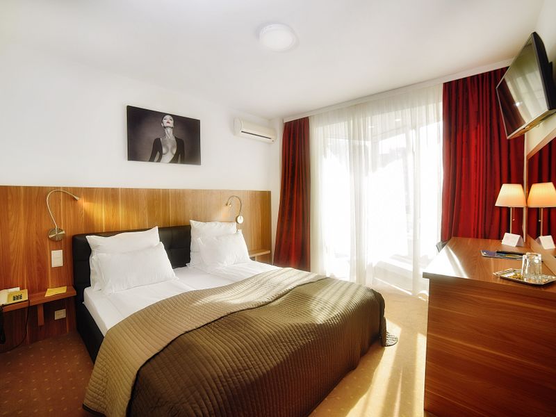 Hotel Photo 3