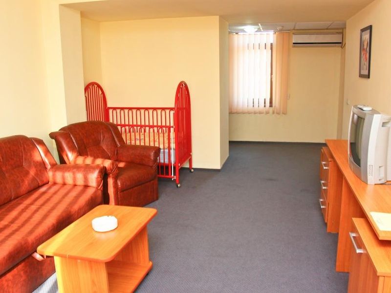 Hotel Photo 11