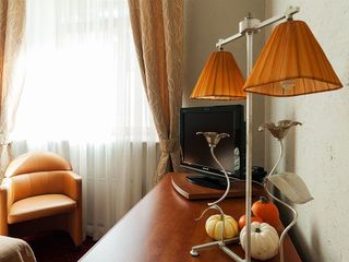 Отель "Братья Карамазовы"