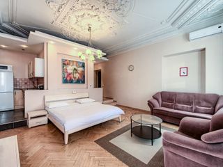 Oksana's Apartments -  Невский 64