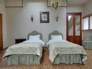 Ланкастер Корт Отель