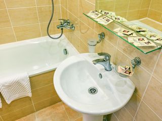 Астон Отель