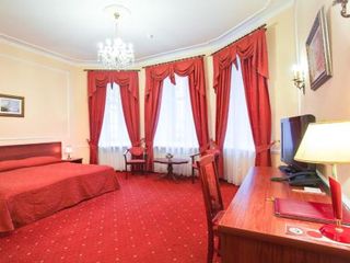 Арт - Моховая