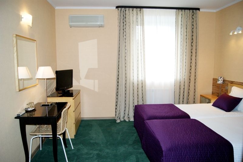Hotel Photo 1