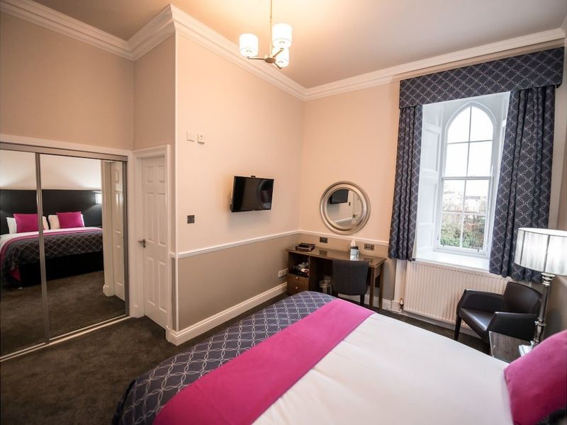 Hotel Photo 1