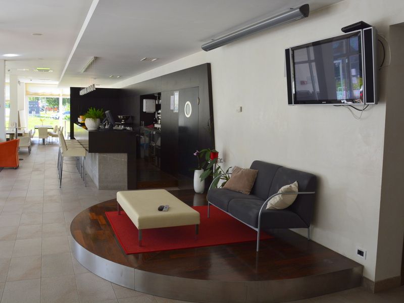 Hotel Photo 8