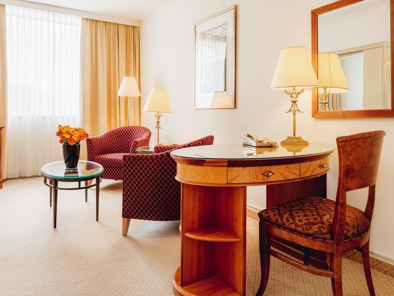Hotel Photo 5