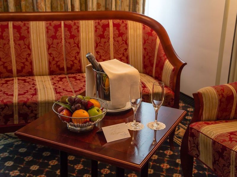 Hotel Photo 12