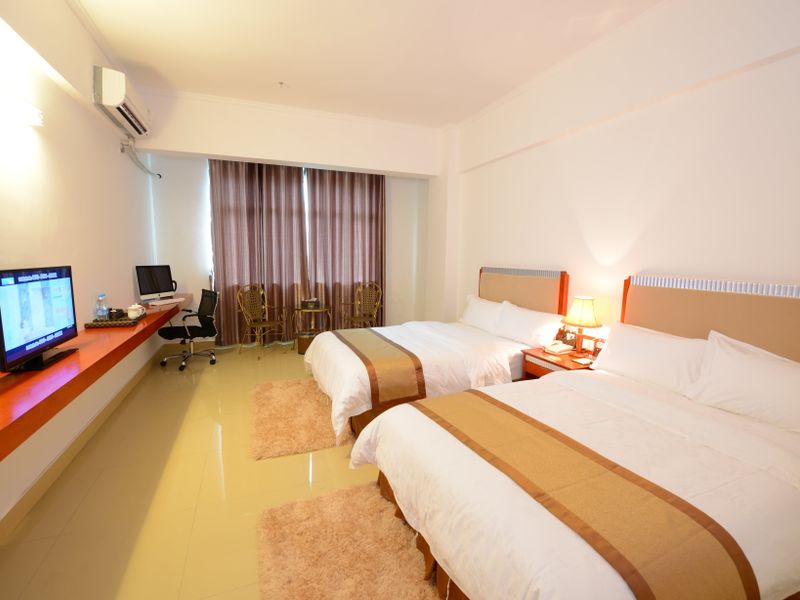 Hotel Photo 1