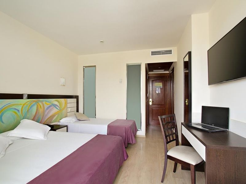 Hotel Photo 3