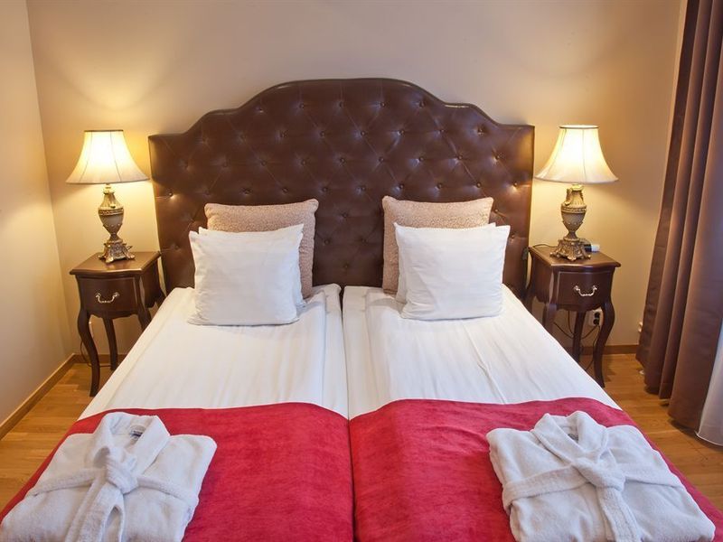 Hotel Photo 1