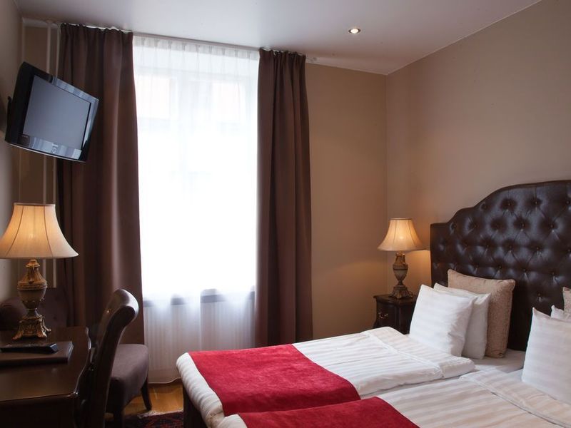 Hotel Photo 6