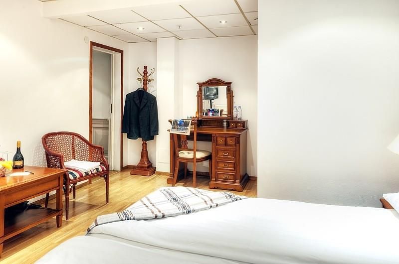 Hotel Photo 1