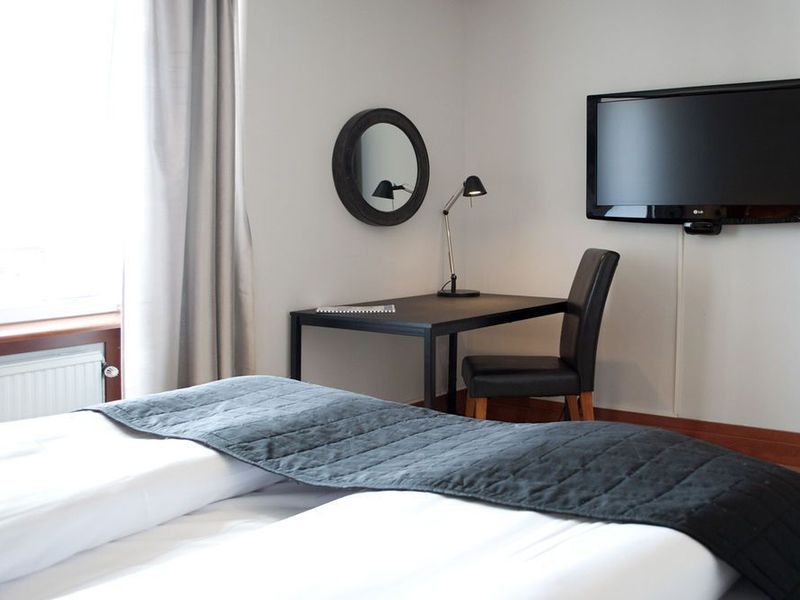 Hotel Photo 6