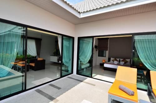 Hotel Photo 10
