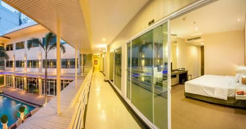 Hotel Photo 16