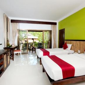 NearBy Hotel
