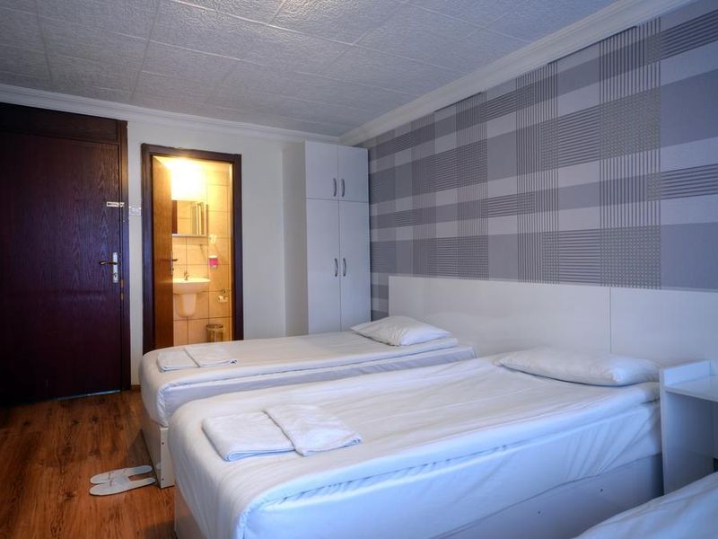 Hotel Photo 1