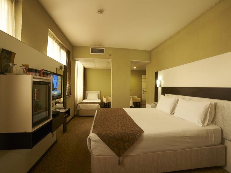 Hotel Photo 5