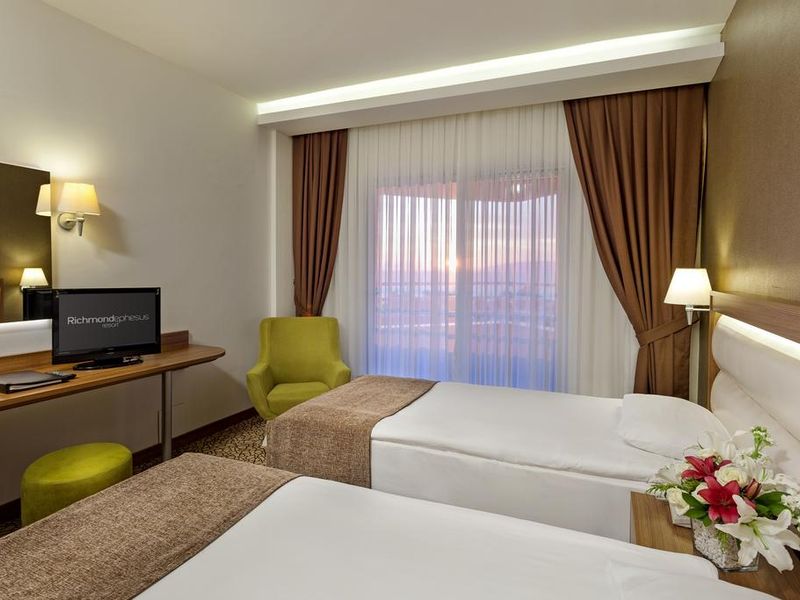 Hotel Photo 5