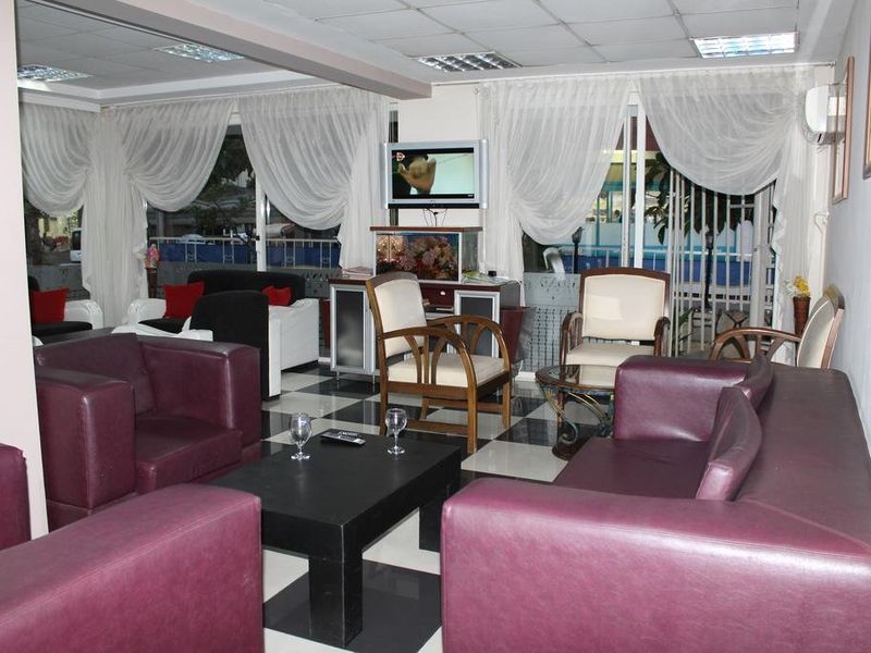 Hotel Photo 12