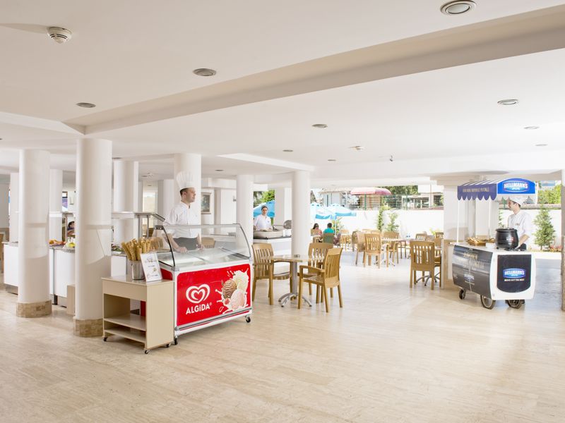 Hotel Photo 9