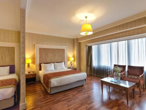 Taksim Metropark Hotel