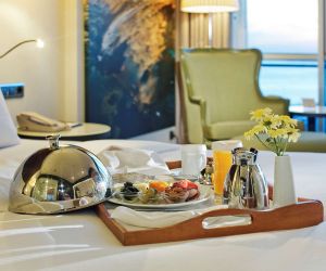 DoubleTree By Hilton Istanbul - Moda Istanbul Turkey