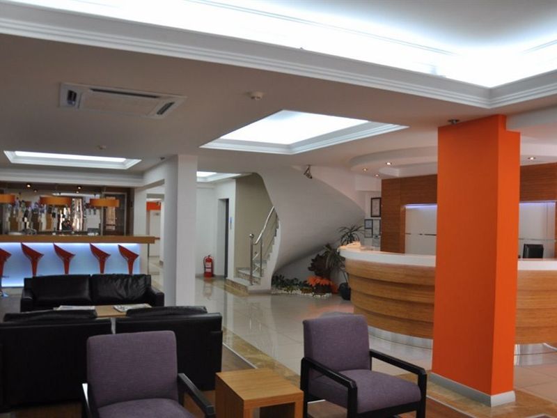Hotel Photo 8