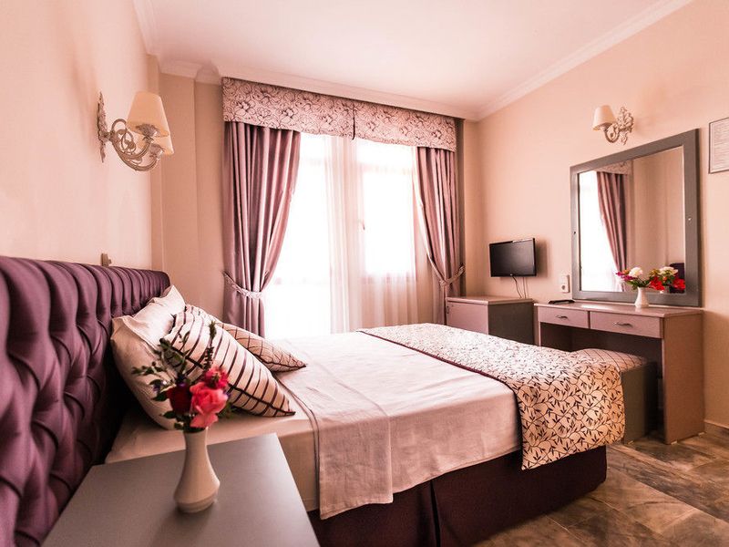 Hotel Photo 1