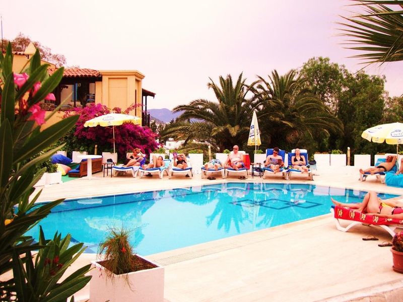 Hotel Photo 1