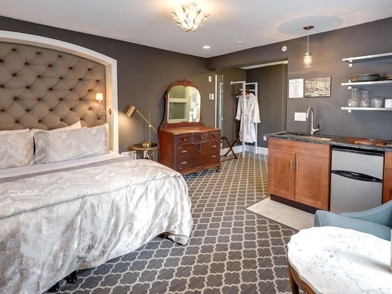 Hotel Photo 6