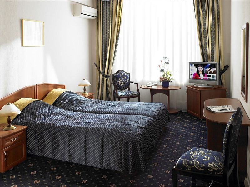 Hotel Photo 2
