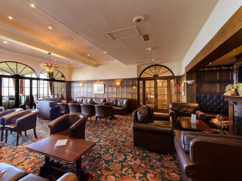Hotel Photo 8