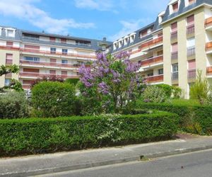 Apartment Les Caravelles Cabourg France