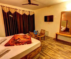Hotel Mountain face by Snow City Hotels Manali India