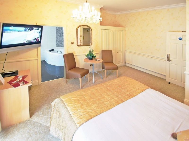 Hotel Photo 10