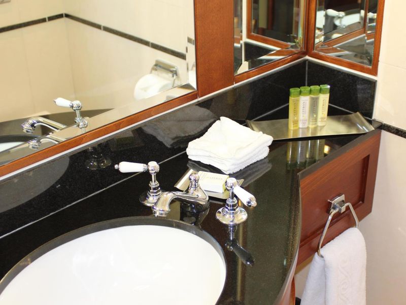 Hotel Photo 9