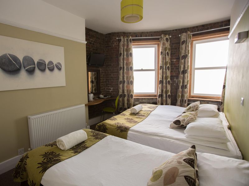 Hotel Photo 3