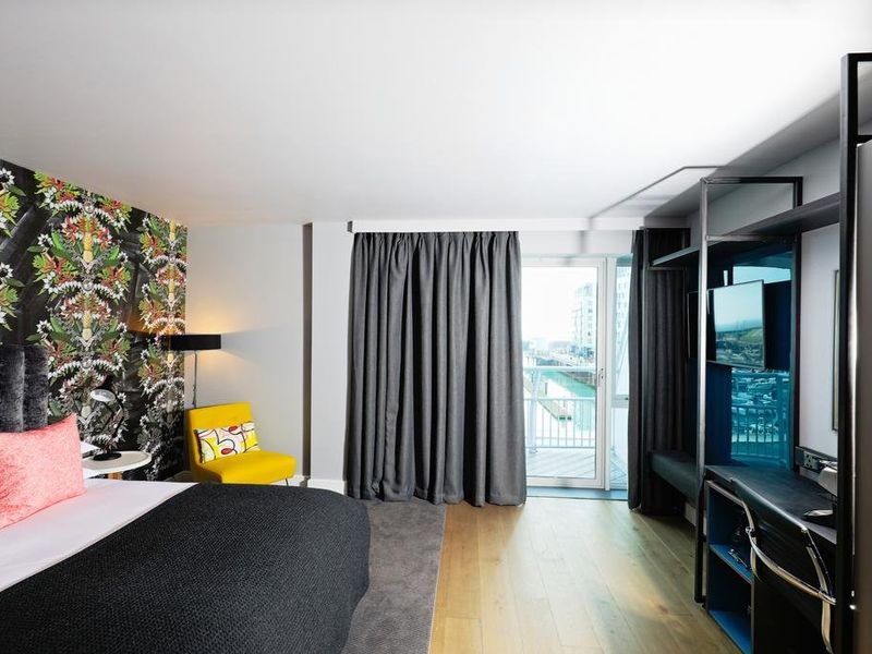 Hotel Photo 1