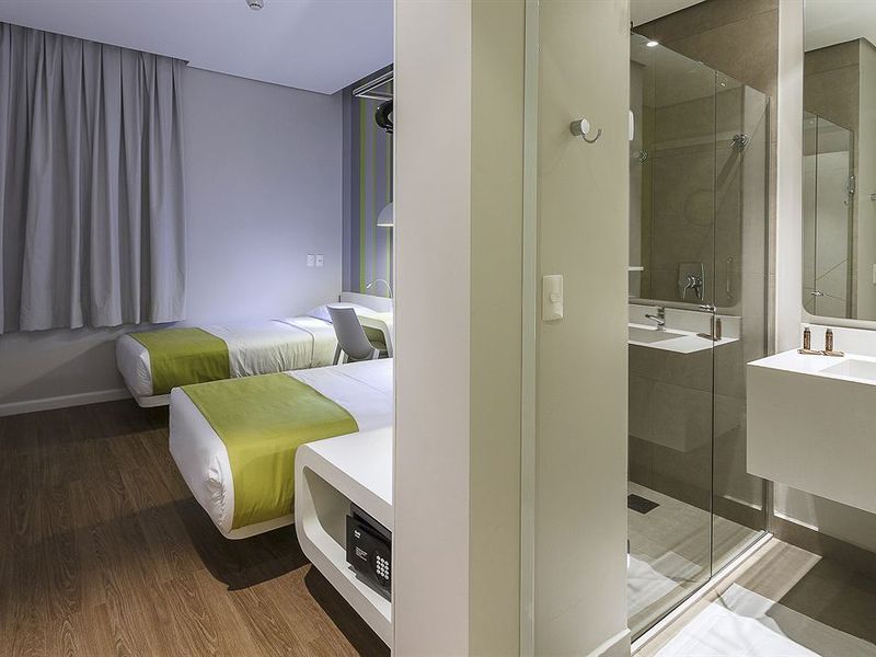 Hotel Photo 9