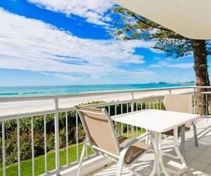 Oceanside Resort - Absolute Beachfront Apartments Coolangatta Australia