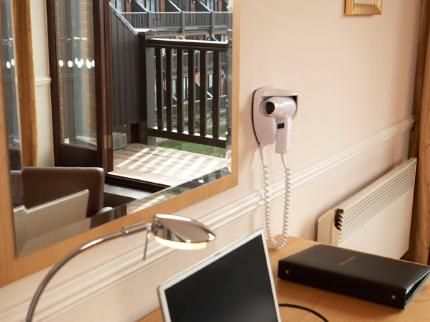 Hotel Photo 4