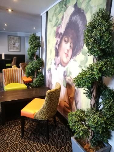 Hotel Photo 8