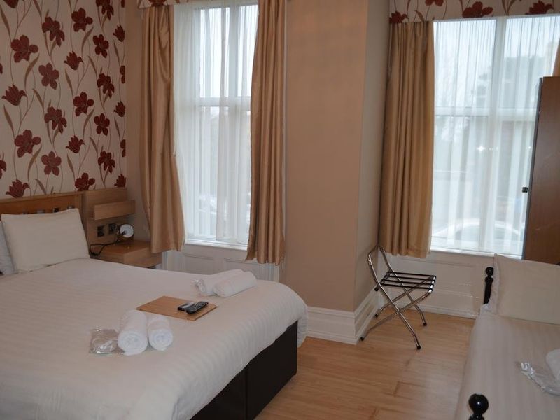 Hotel Photo 3
